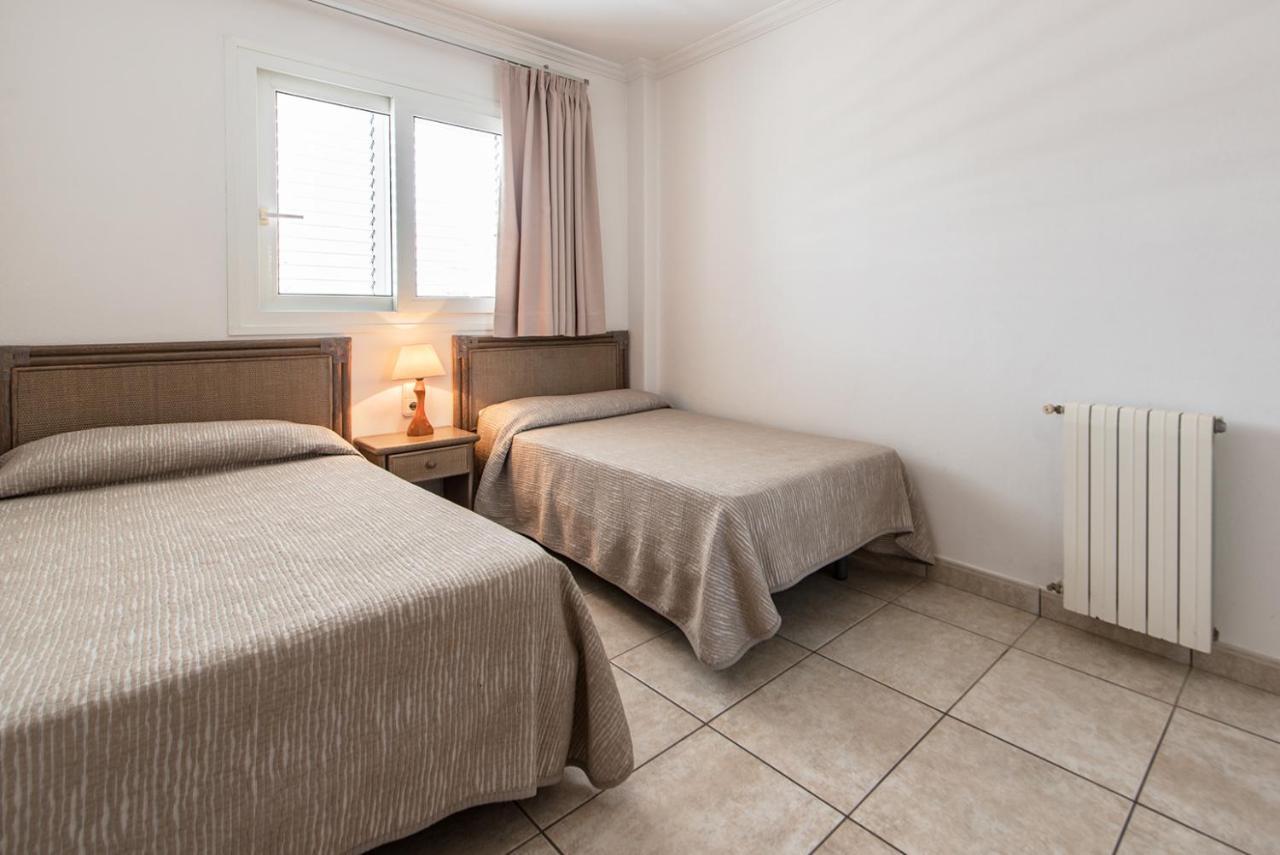 Apartamentos Es Cane Es Cana Extérieur photo